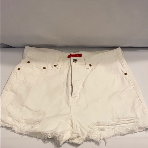 Distressed high-waisted white jean shorts - Picture 1 of 4